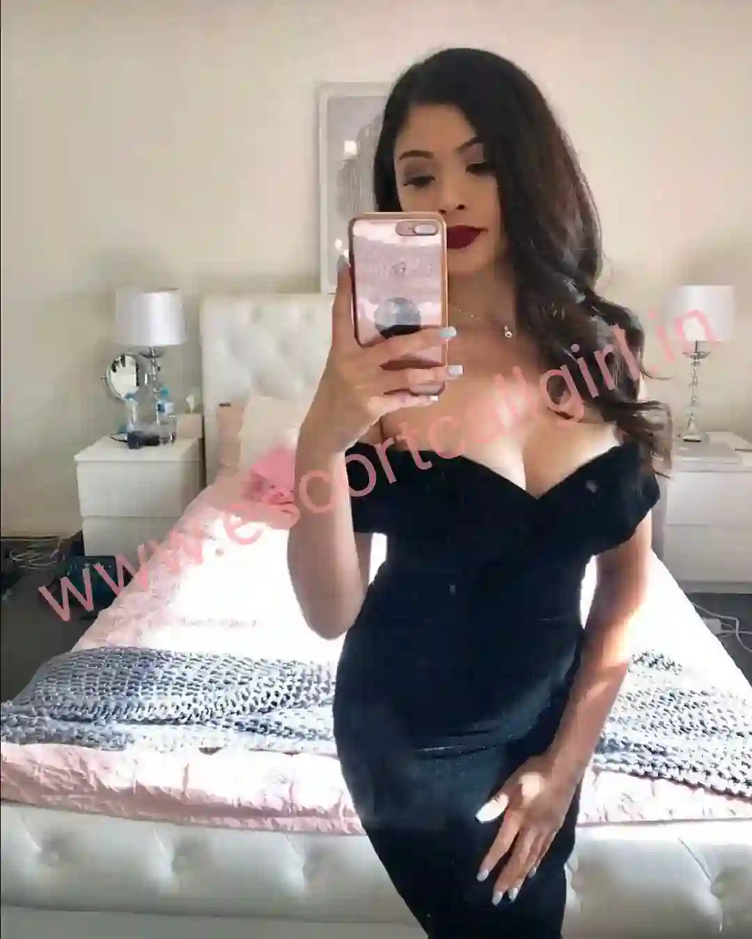 Indirapuram escort